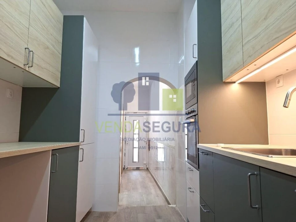 Moradia T3 para Venda em Almodôvar e Graça dos Padrões Foto 16