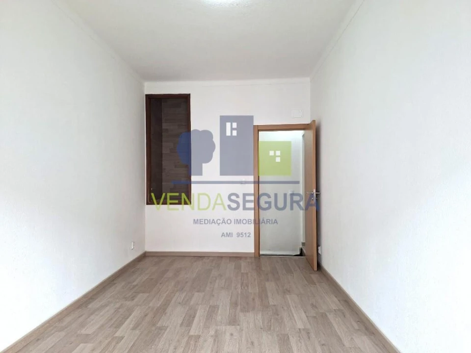 Moradia T3 para Venda em Almodôvar e Graça dos Padrões Foto 11