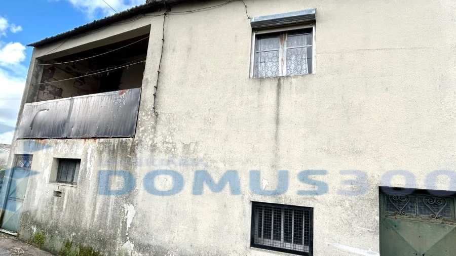 Moradia para Venda em Constantim e Vale de Nogueiras
