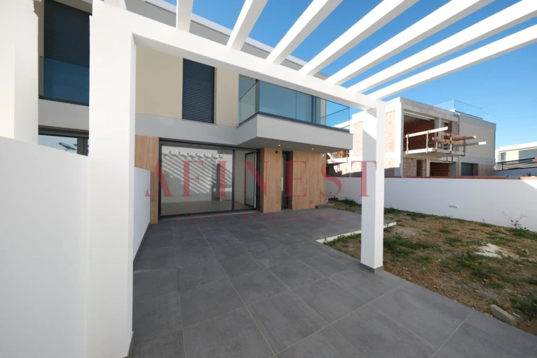 Moradia T3 para Venda em Ericeira Foto 2