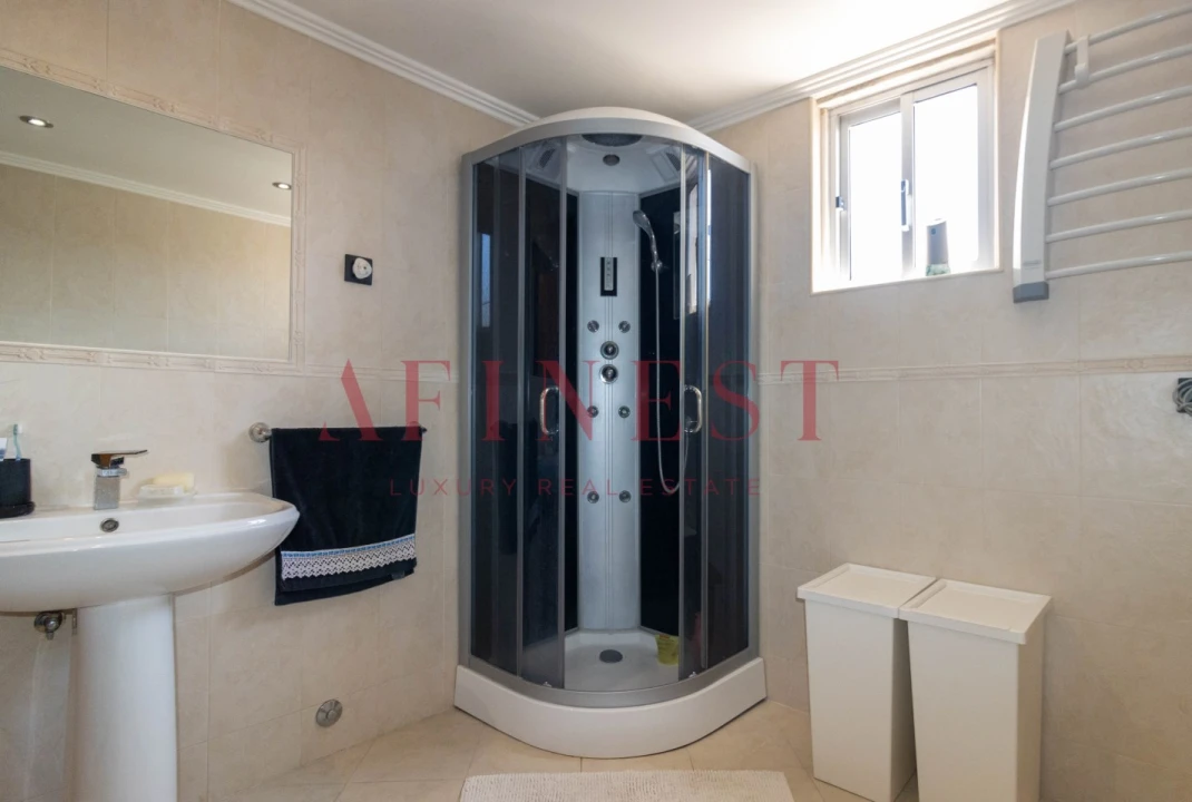 Moradia T3 para Venda em Fernao Ferro Foto 23