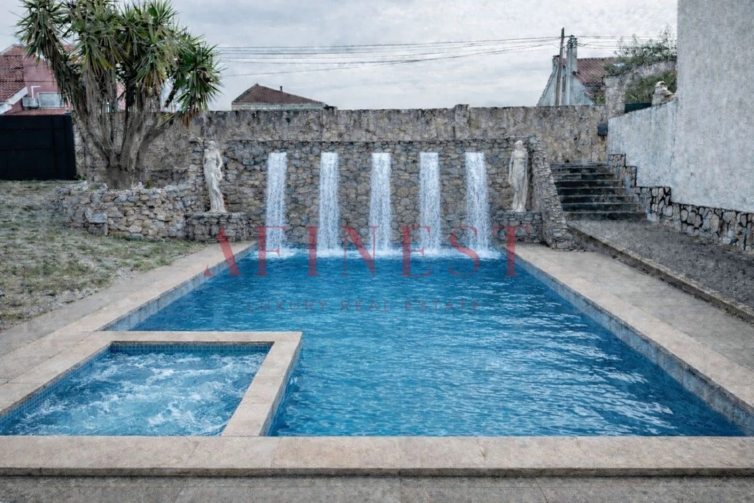 Moradia T4 para Venda em Fernao Ferro Foto 43