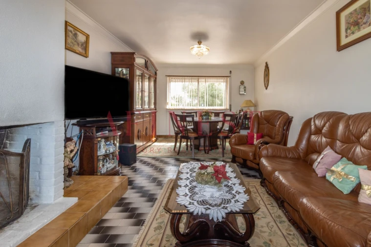 Moradia T3 para Venda em Fernao Ferro Foto 29