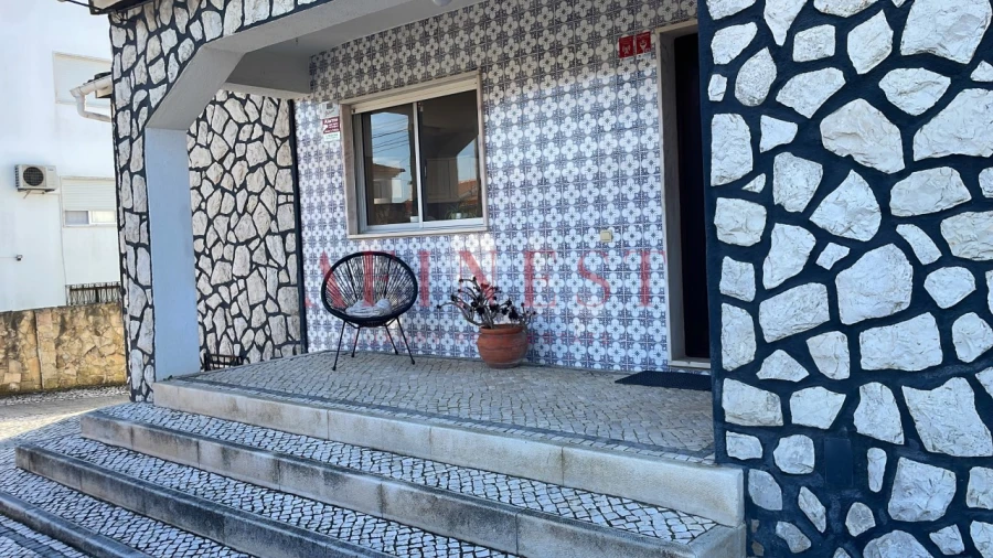 Moradia T3 para Venda em Fernao Ferro Foto 37