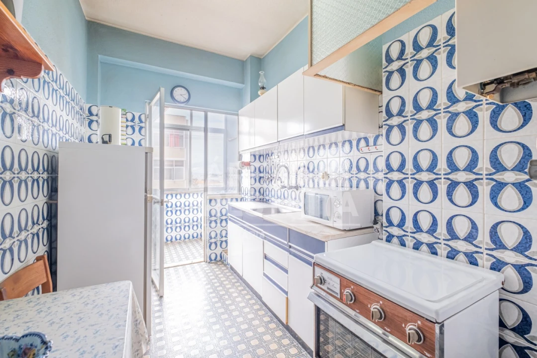 Apartamento T2 para Venda em Amora Foto 2