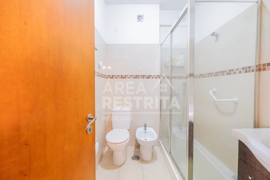 Apartamento T2 para Venda em Amora Foto 22