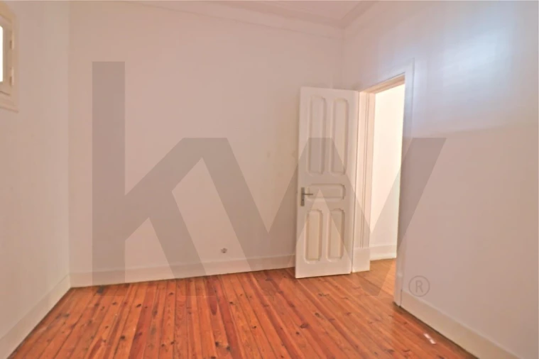 Apartamento T4 para Venda em Arroios Foto 10