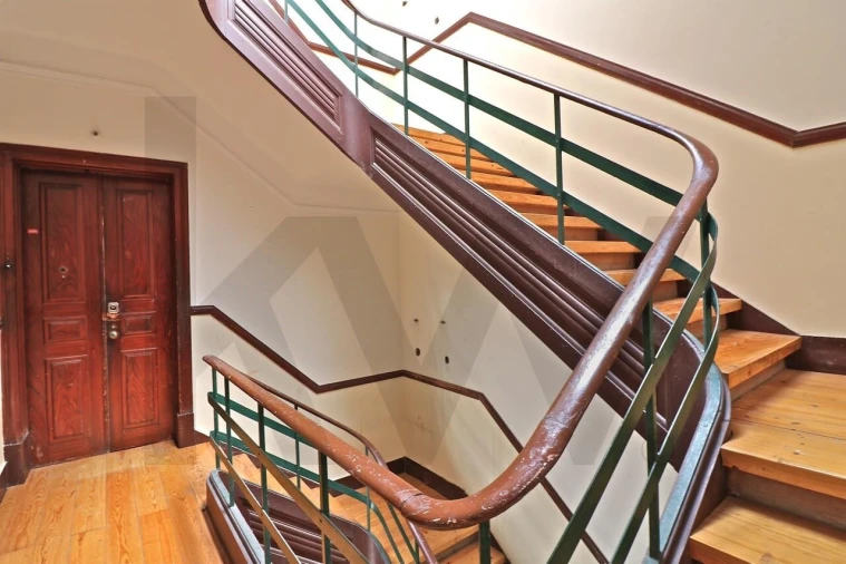 Apartamento T4 para Venda em Arroios Foto 5