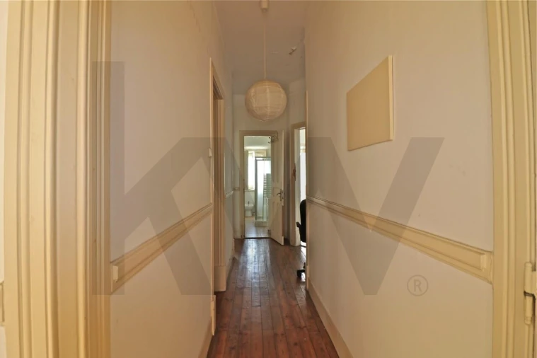 Apartamento T4 para Venda em Arroios Foto 12