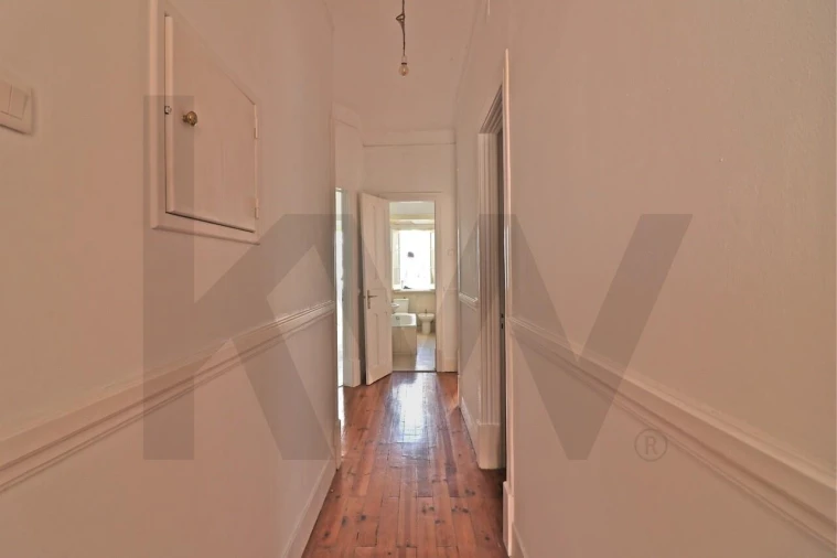 Apartamento T4 para Venda em Arroios Foto 9