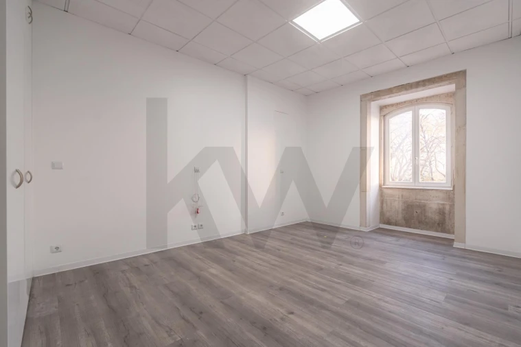 Prédio para Venda em Soure Foto 80