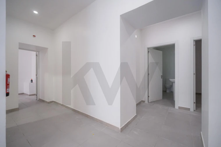 Prédio para Venda em Soure Foto 36