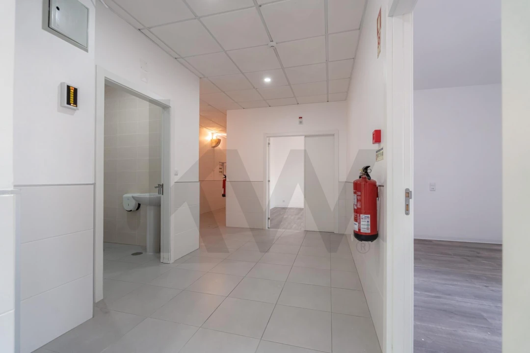 Prédio para Venda em Soure Foto 48