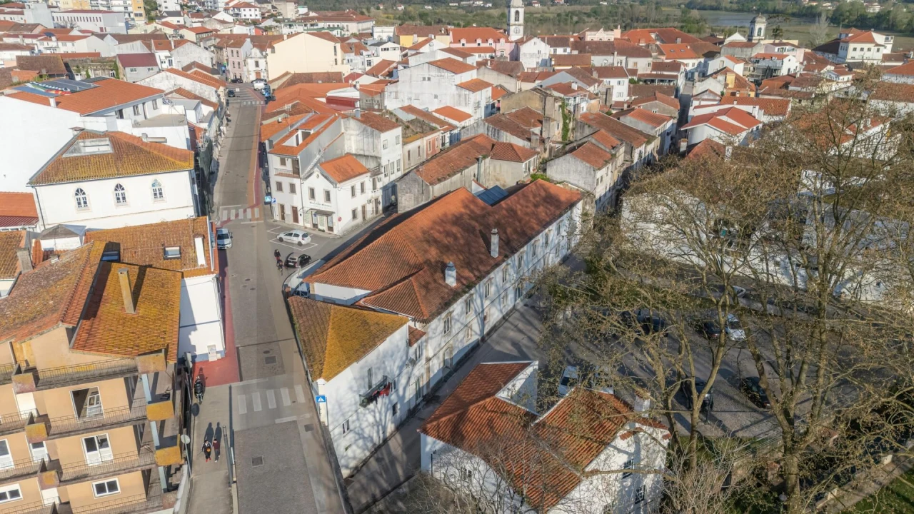 Prédio para Venda em Soure Foto 24