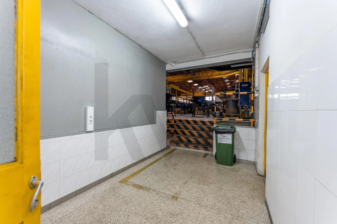 Armazém para Trespasse em Grijó e Sermonde Foto 46