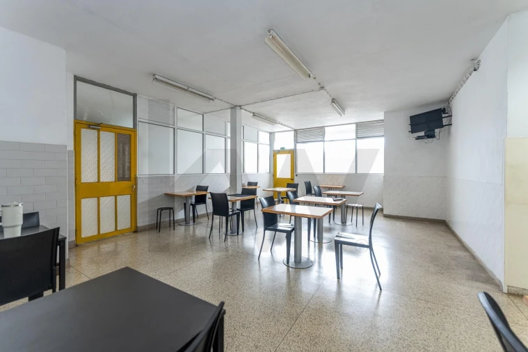 Armazém para Trespasse em Grijó e Sermonde Foto 45