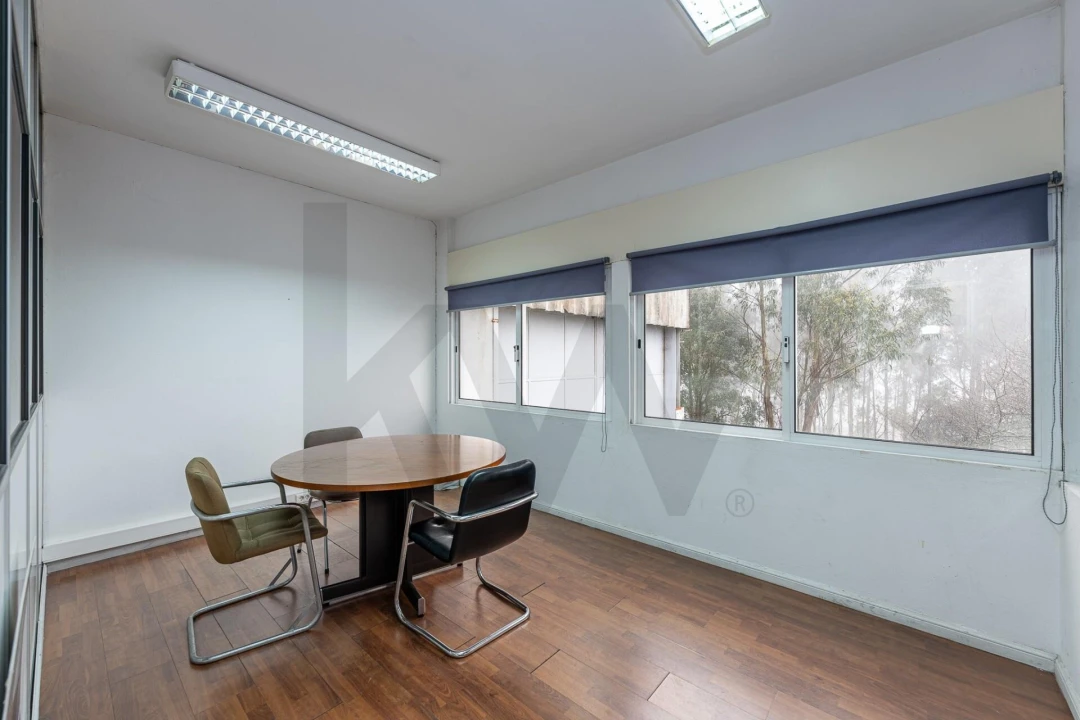 Armazém para Venda em Grijó e Sermonde Foto 22