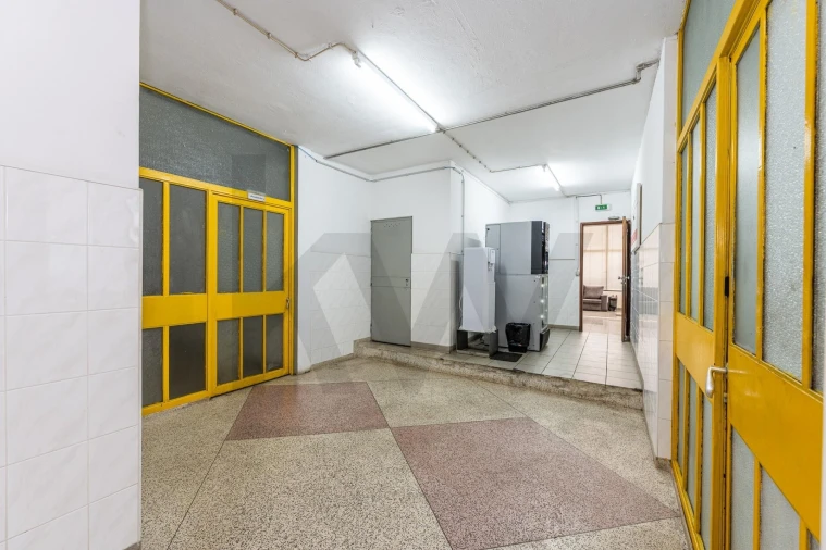 Armazém para Venda em Grijó e Sermonde Foto 39