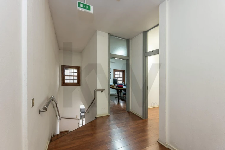 Armazém para Venda em Grijó e Sermonde Foto 9