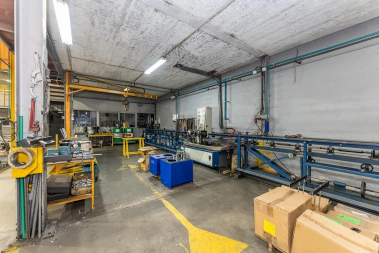 Armazém para Venda em Grijó e Sermonde Foto 52