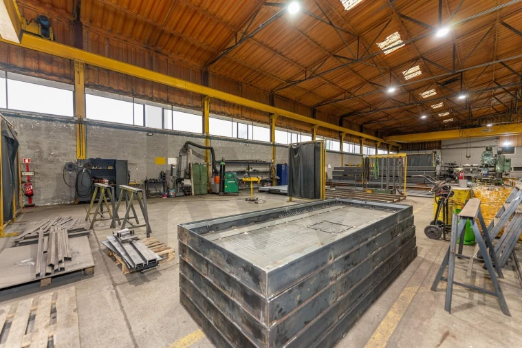 Armazém para Venda em Grijó e Sermonde Foto 72