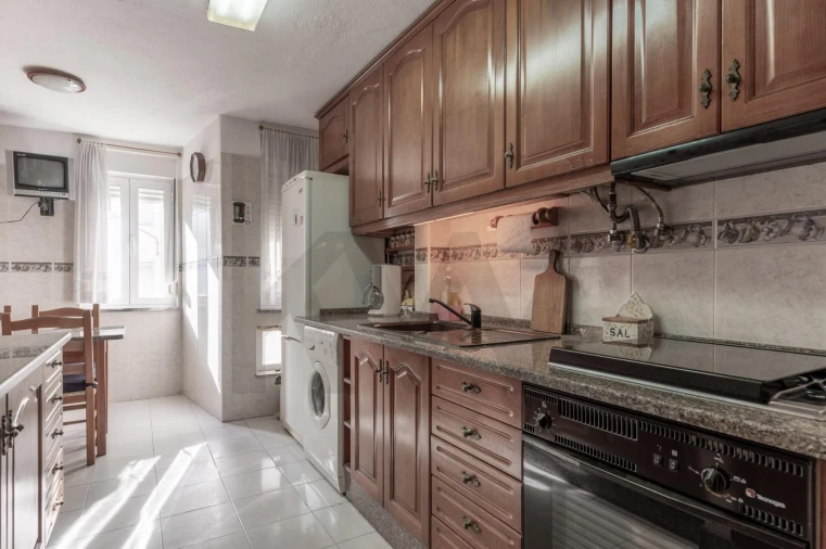 Apartamento T3 para Venda em Marvila Foto 5