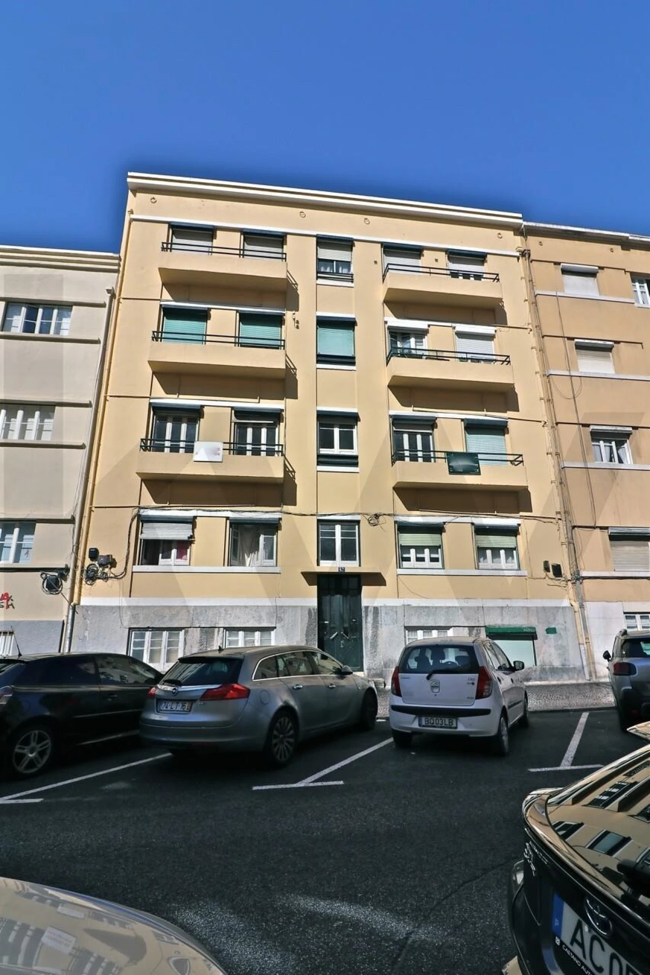 Apartamento T3 para Venda em Arroios Foto 1