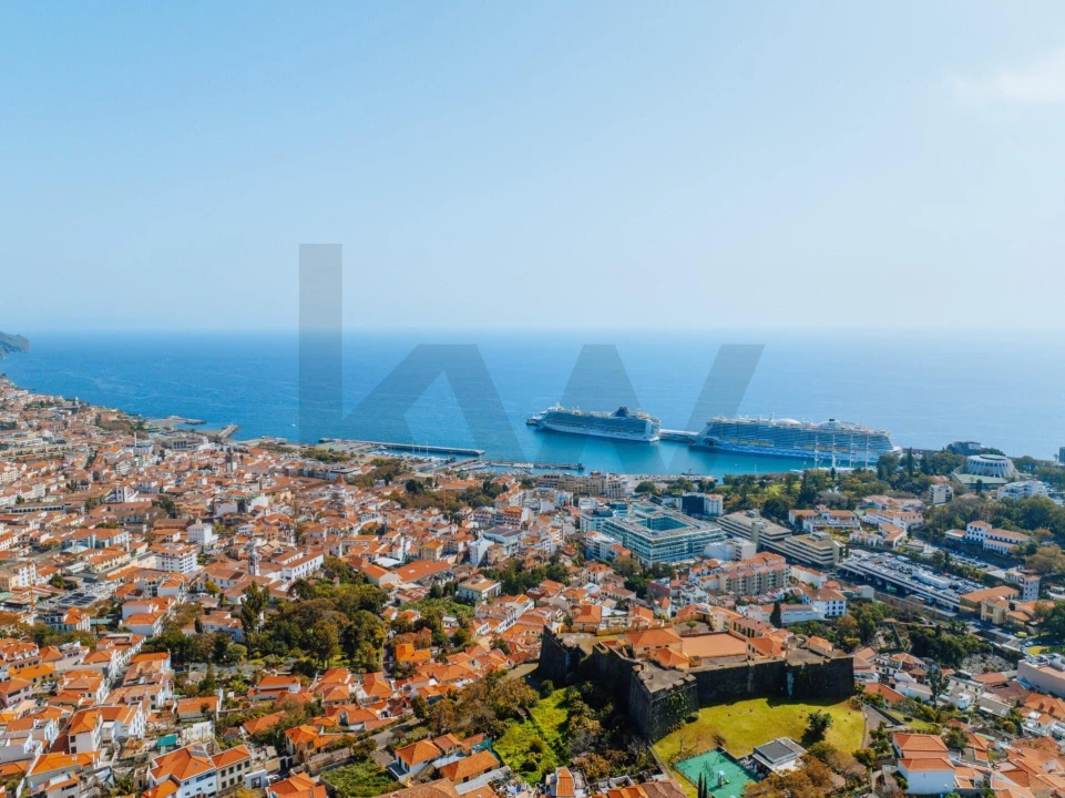 Moradia T4 para Venda em Funchal (São Pedro) Foto 6