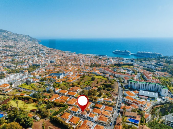 Moradia T4 para Venda em Funchal (São Pedro) Foto 4