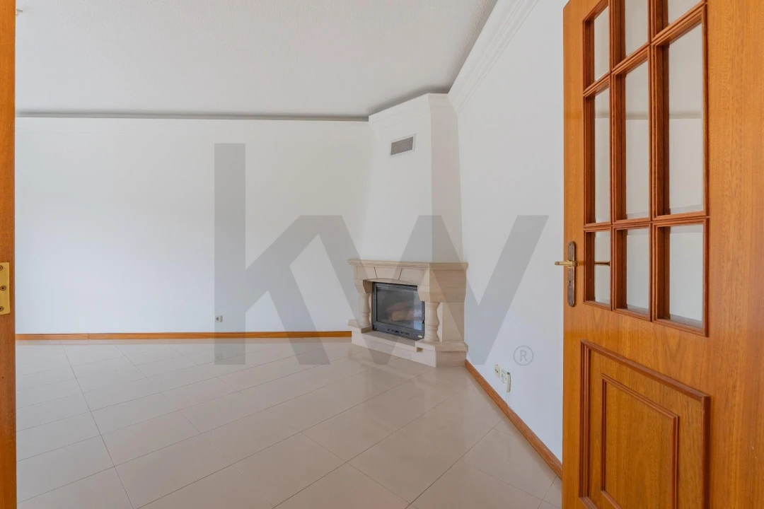 Apartamento T2 para Venda em Barcarena Foto 4