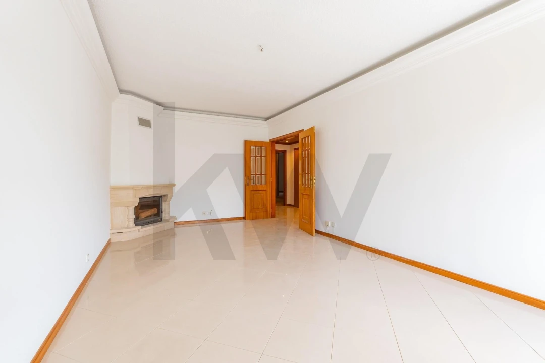 Apartamento T2 para Venda em Barcarena Foto 6