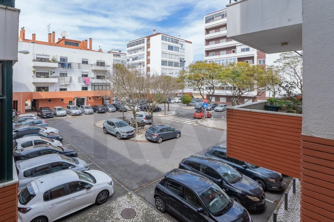 Apartamento T2 para Venda em Barcarena Foto 29