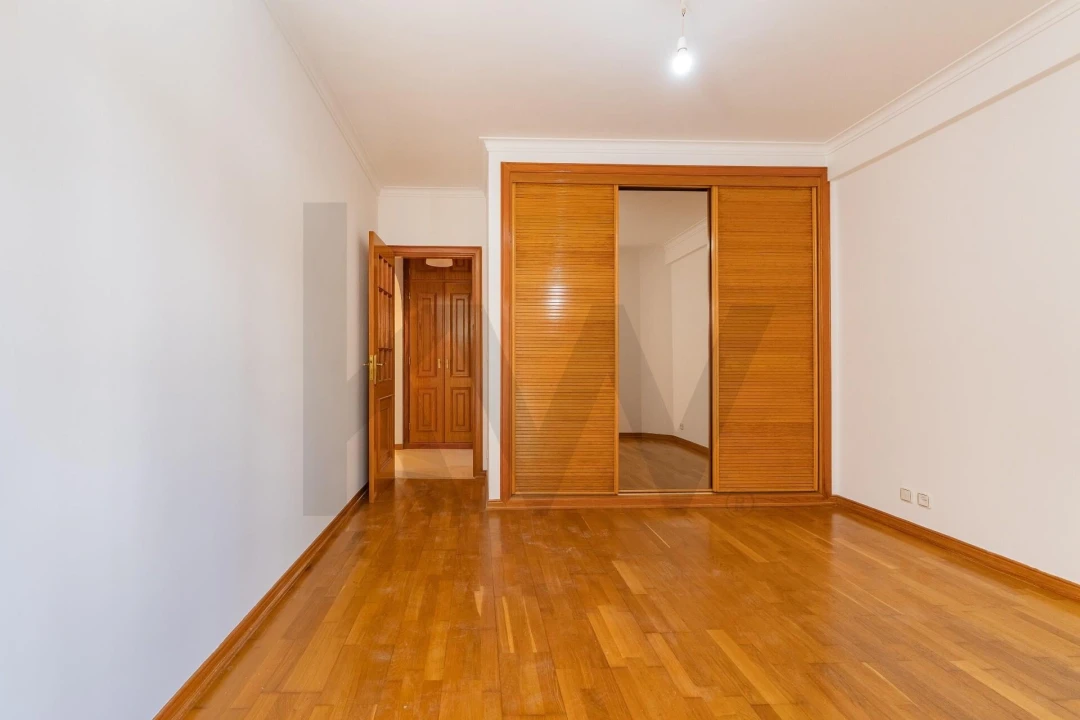Apartamento T2 para Venda em Barcarena Foto 25