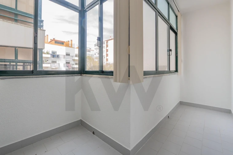 Apartamento T2 para Venda em Barcarena Foto 27