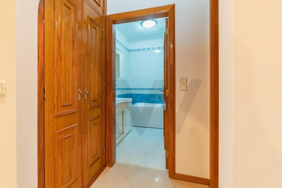 Apartamento T2 para Venda em Barcarena Foto 16