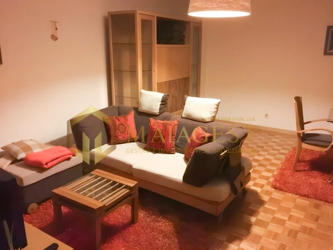 Apartamento T2 para Arrendamento em Cedofeita, Santo Ildefonso, Sé, Miragaia, São Nicolau e Vitória Foto 4