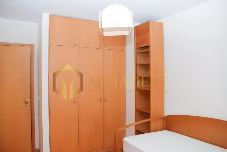 Apartamento T2 para Arrendamento em Cedofeita, Santo Ildefonso, Sé, Miragaia, São Nicolau e Vitória Foto 10