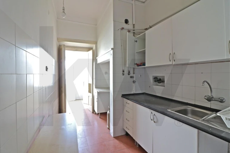 Apartamento T4 para Venda em Arroios Foto 16