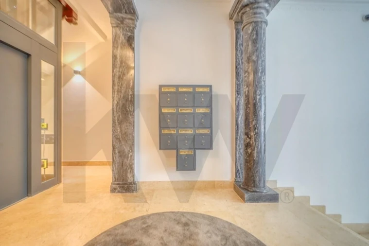 Apartamento T4 para Venda em Arroios Foto 22