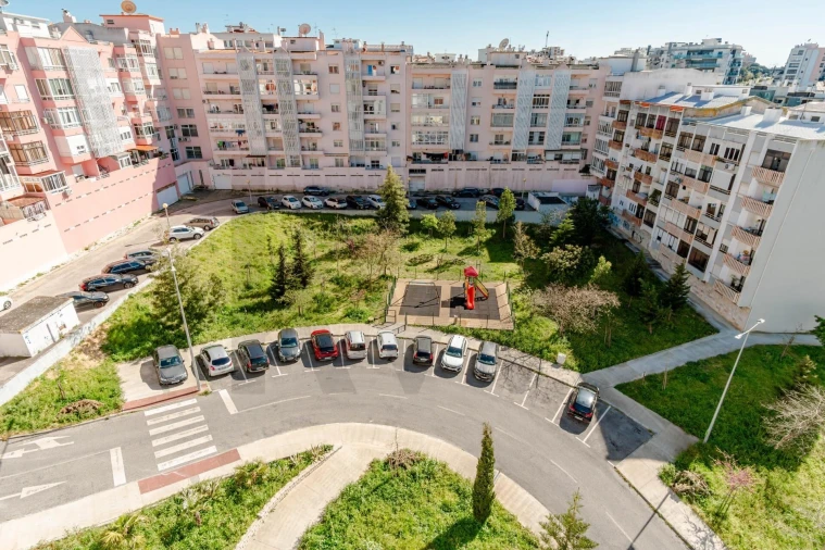 Apartamento T1 para Venda em Almada, Cova da Piedade, Pragal e Cacilhas Foto 22