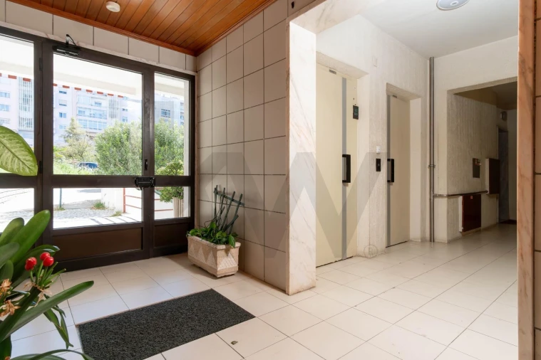 Apartamento T1 para Venda em Almada, Cova da Piedade, Pragal e Cacilhas Foto 26