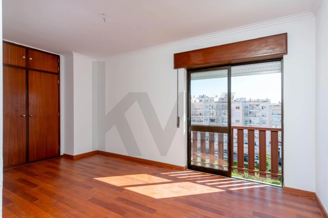Apartamento T1 para Venda em Almada, Cova da Piedade, Pragal e Cacilhas Foto 24