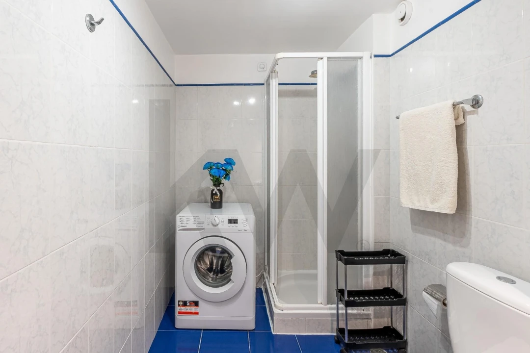 Apartamento T1 para Venda em São Martinho Foto 8