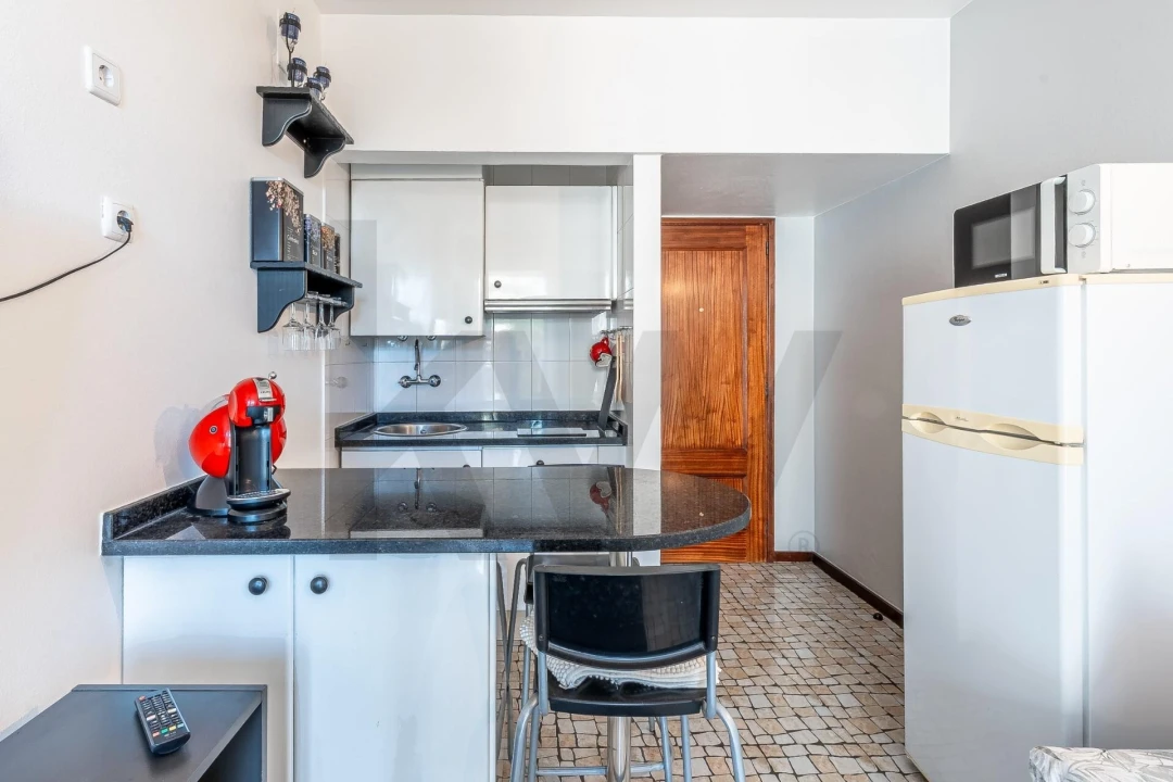 Apartamento T1 para Venda em São Martinho Foto 7