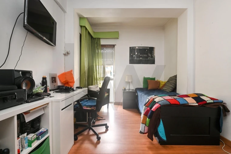 Apartamento T3 para Venda em Massamá e Monte Abraão Foto 13