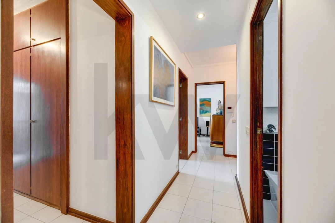 Apartamento T2 para Venda em Algés, Linda-A-Velha e Cruz Quebrada-Dafundo Foto 16