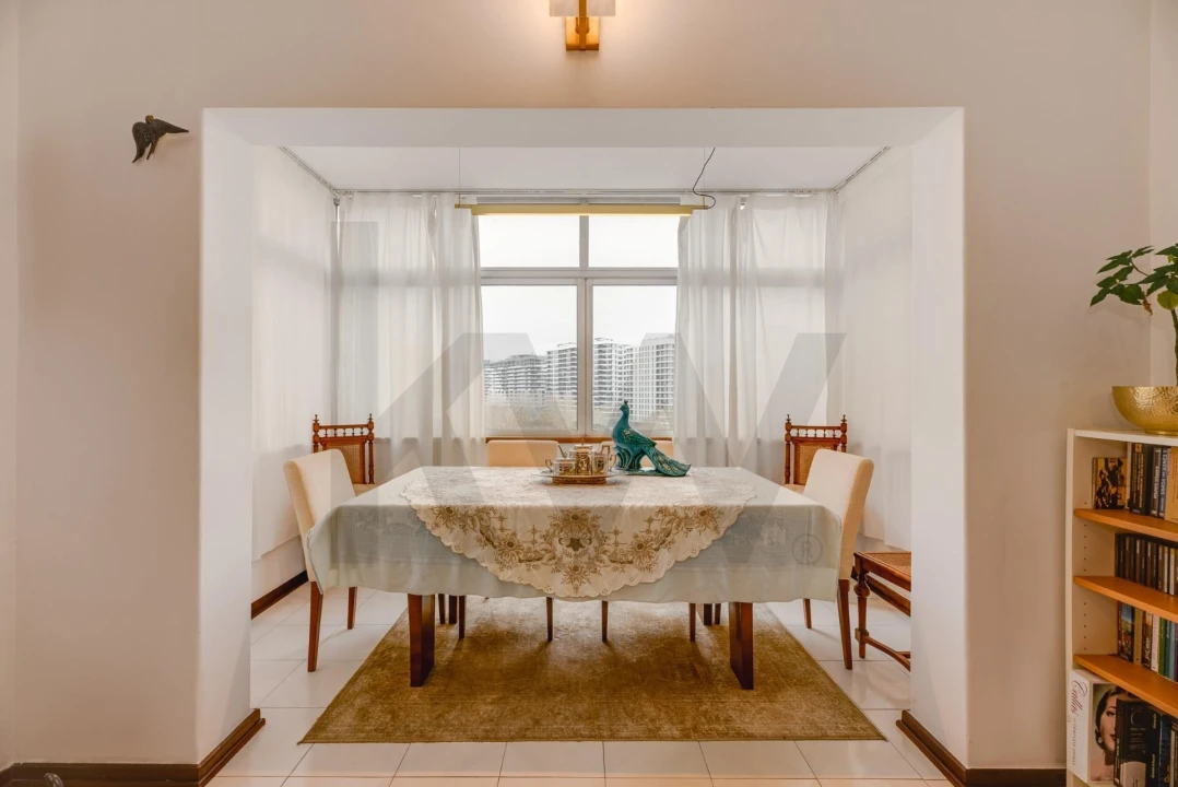 Apartamento T2 para Venda em Algés, Linda-A-Velha e Cruz Quebrada-Dafundo Foto 4