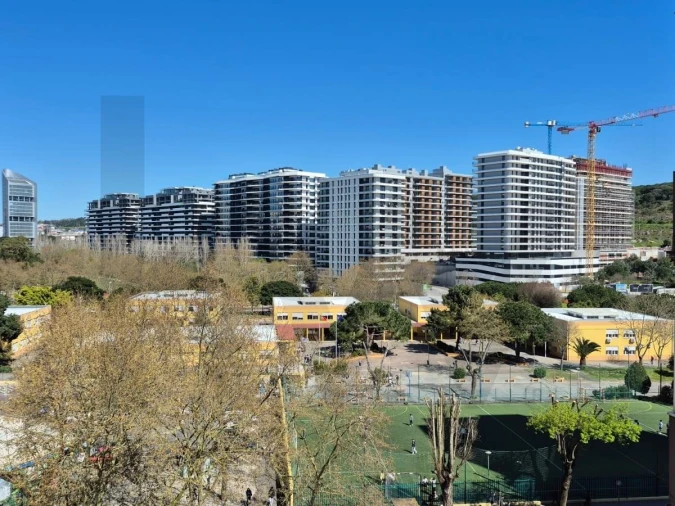 Apartamento T2 para Venda em Algés, Linda-A-Velha e Cruz Quebrada-Dafundo Foto 5