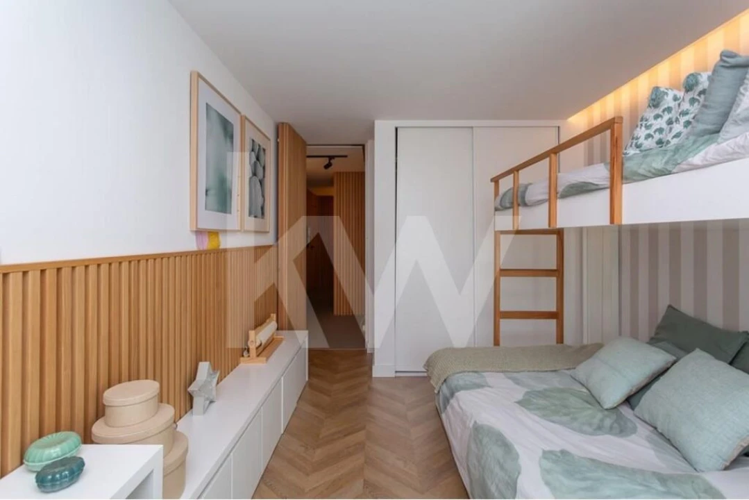 Apartamento T4 para Arrendamento em Campolide Foto 26