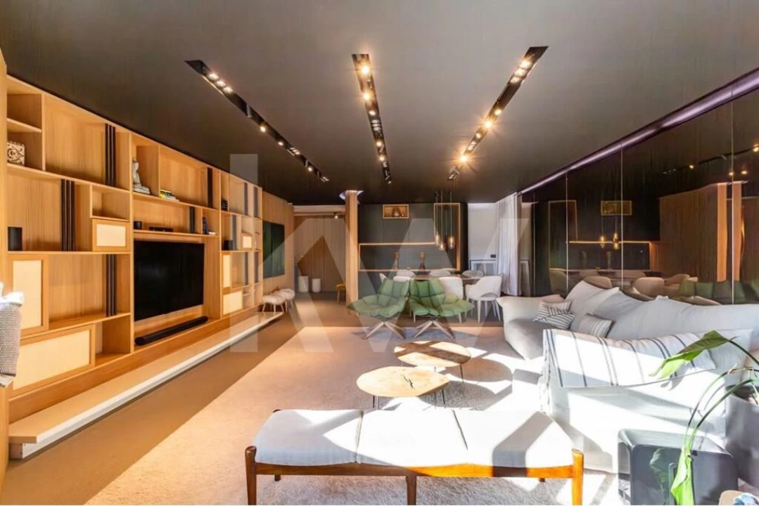 Apartamento T4 para Arrendamento em Campolide Foto 16